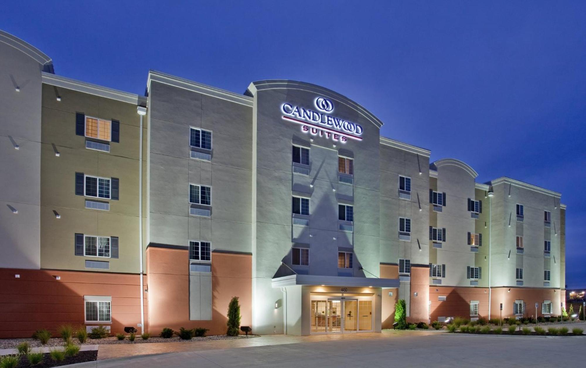 Candlewood Suites Kansas City Northeast By Ihg Экстерьер фото